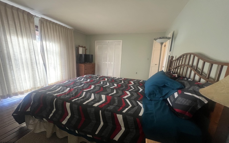 401 Hemlock Circle, Terra Alta, West Virginia 26764-0000, 4 Bedrooms Bedrooms, 9 Rooms Rooms,3 BathroomsBathrooms,Single Family Detached,For Sale,Hemlock,10162611