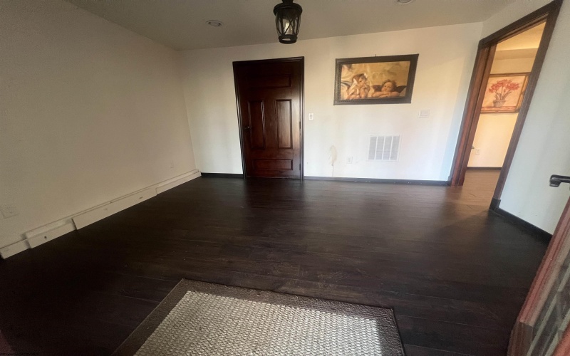 401 Hemlock Circle, Terra Alta, West Virginia 26764-0000, 4 Bedrooms Bedrooms, 9 Rooms Rooms,3 BathroomsBathrooms,Single Family Detached,For Sale,Hemlock,10162611