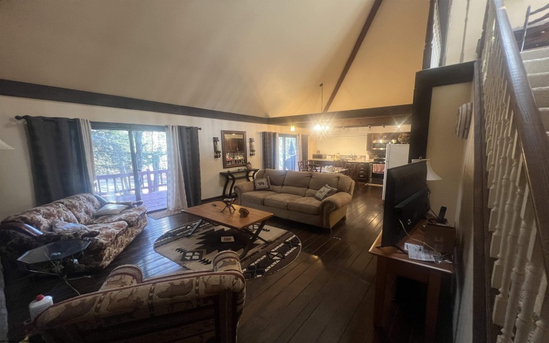 401 Hemlock Circle, Terra Alta, West Virginia 26764-0000, 4 Bedrooms Bedrooms, 9 Rooms Rooms,3 BathroomsBathrooms,Single Family Detached,For Sale,Hemlock,10162611