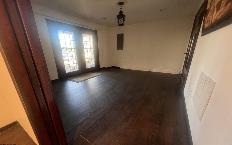 401 Hemlock Circle, Terra Alta, West Virginia 26764-0000, 4 Bedrooms Bedrooms, 9 Rooms Rooms,3 BathroomsBathrooms,Single Family Detached,For Sale,Hemlock,10162611