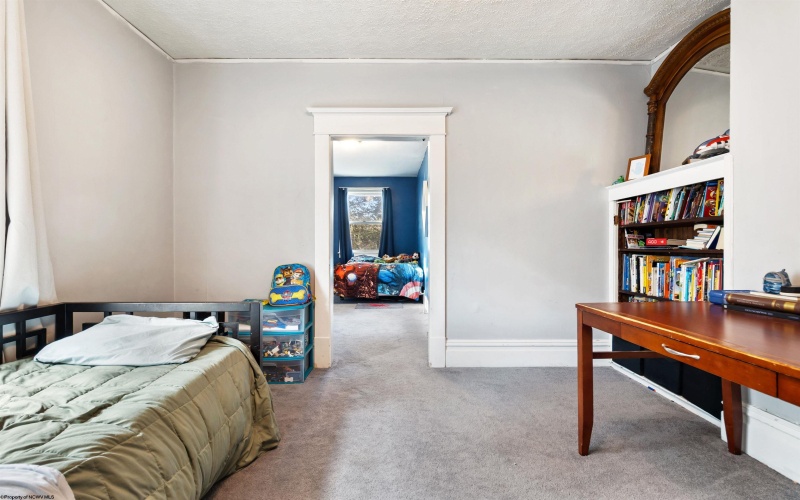 422 Grand Street, Morgantown, West Virginia 26501, 6 Bedrooms Bedrooms, 16 Rooms Rooms,3 BathroomsBathrooms,Single Family Detached,For Sale,Grand,10162614