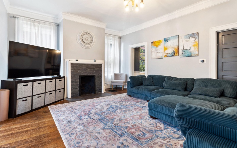 422 Grand Street, Morgantown, West Virginia 26501, 6 Bedrooms Bedrooms, 16 Rooms Rooms,3 BathroomsBathrooms,Single Family Detached,For Sale,Grand,10162614