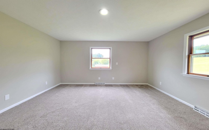 1075 Batton Hollow Road, Mount Clare, West Virginia 26408, 2 Bedrooms Bedrooms, 6 Rooms Rooms,2 BathroomsBathrooms,Single Family Detached,For Sale,Batton Hollow,10162624