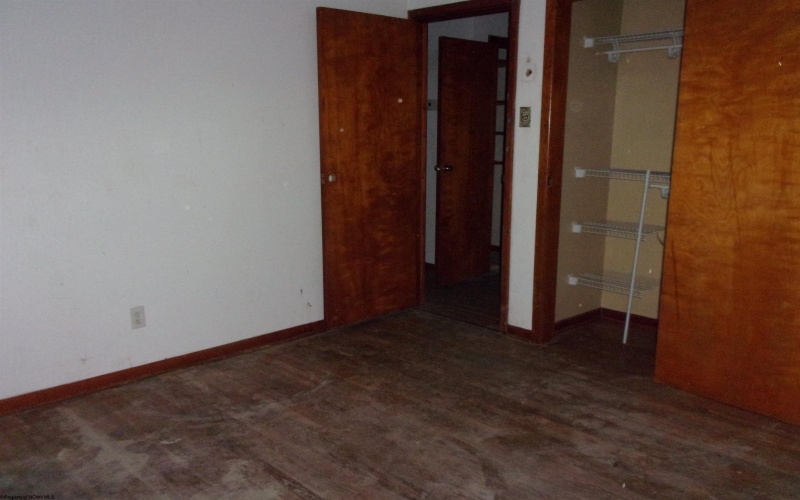 32 Cleveland Street, Westover, West Virginia 26501, 2 Bedrooms Bedrooms, 6 Rooms Rooms,1 BathroomBathrooms,Single Family Detached,For Sale,Cleveland,10162625 32 Cleveland Street, Westover, West Virginia 26501, 2 Bedrooms Bedrooms, 6 Rooms Rooms,1 BathroomBathrooms,Single Family Detached,For Sale,Cleveland,10162625