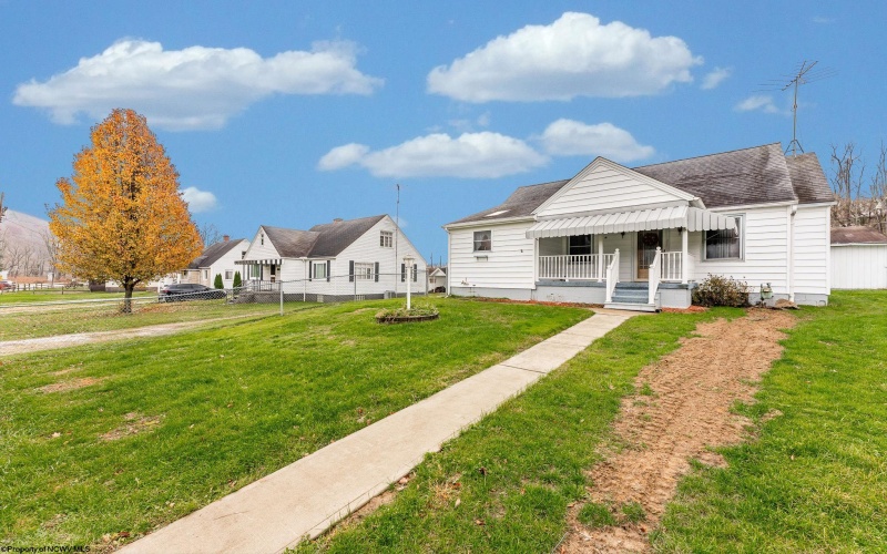 276 Stoney Hill Road, Greensboro, Pennsylvania 15338, 3 Bedrooms Bedrooms, 5 Rooms Rooms,1 BathroomBathrooms,Single Family Detached,For Sale,Stoney Hill,10162626 276 Stoney Hill Road, Greensboro, Pennsylvania 15338, 3 Bedrooms Bedrooms, 5 Rooms Rooms,1 BathroomBathrooms,Single Family Detached,For Sale,Stoney Hill,10162626