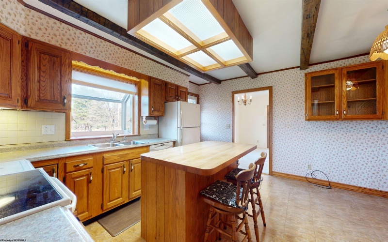 221 FREEMAN HILL Road, Bridgeport, West Virginia 26330, 3 Bedrooms Bedrooms, 8 Rooms Rooms,2 BathroomsBathrooms,Single Family Detached,For Sale,FREEMAN HILL,10162630 221 FREEMAN HILL Road, Bridgeport, West Virginia 26330, 3 Bedrooms Bedrooms, 8 Rooms Rooms,2 BathroomsBathrooms,Single Family Detached,For Sale,FREEMAN HILL,10162630