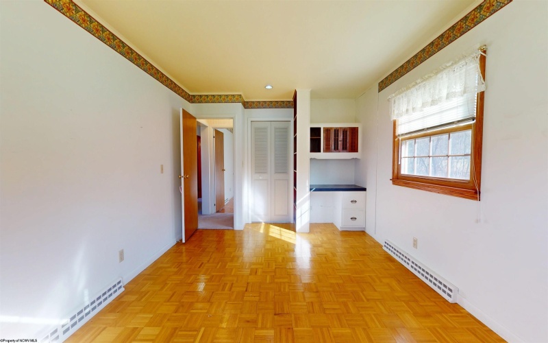 221 FREEMAN HILL Road, Bridgeport, West Virginia 26330, 3 Bedrooms Bedrooms, 8 Rooms Rooms,2 BathroomsBathrooms,Single Family Detached,For Sale,FREEMAN HILL,10162630 221 FREEMAN HILL Road, Bridgeport, West Virginia 26330, 3 Bedrooms Bedrooms, 8 Rooms Rooms,2 BathroomsBathrooms,Single Family Detached,For Sale,FREEMAN HILL,10162630