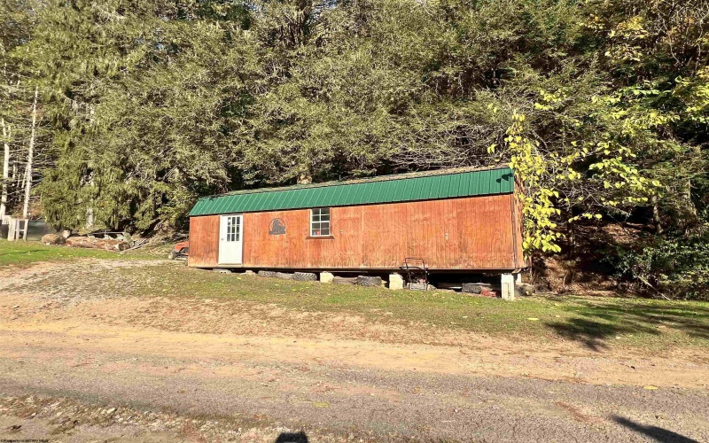 8000 Wallace Pike, Wallace, West Virginia 26448-8772, 2 Bedrooms Bedrooms, 6 Rooms Rooms,1 BathroomBathrooms,Single Family Detached,For Sale,Wallace,10162629 8000 Wallace Pike, Wallace, West Virginia 26448-8772, 2 Bedrooms Bedrooms, 6 Rooms Rooms,1 BathroomBathrooms,Single Family Detached,For Sale,Wallace,10162629