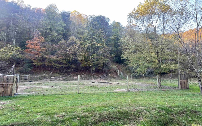 8000 Wallace Pike, Wallace, West Virginia 26448-8772, 2 Bedrooms Bedrooms, 6 Rooms Rooms,1 BathroomBathrooms,Single Family Detached,For Sale,Wallace,10162629 8000 Wallace Pike, Wallace, West Virginia 26448-8772, 2 Bedrooms Bedrooms, 6 Rooms Rooms,1 BathroomBathrooms,Single Family Detached,For Sale,Wallace,10162629