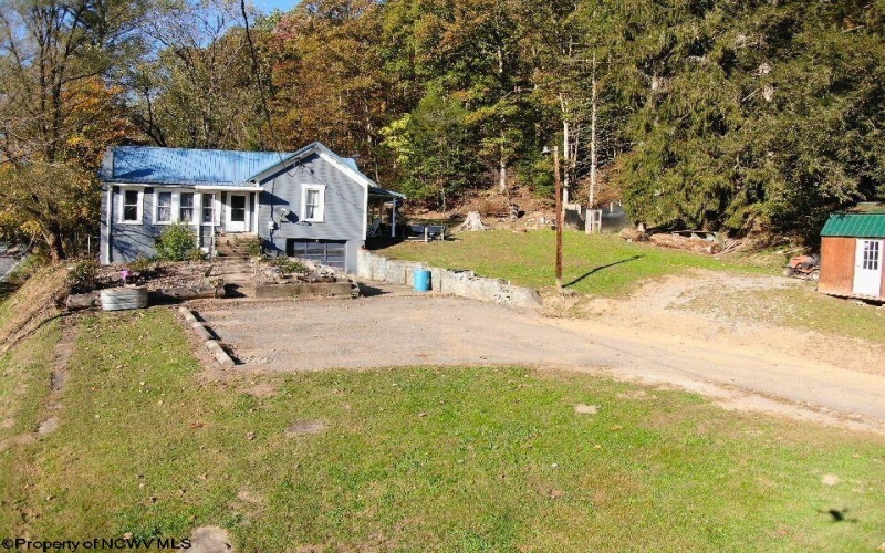 8000 Wallace Pike, Wallace, West Virginia 26448-8772, 2 Bedrooms Bedrooms, 6 Rooms Rooms,1 BathroomBathrooms,Single Family Detached,For Sale,Wallace,10162629 8000 Wallace Pike, Wallace, West Virginia 26448-8772, 2 Bedrooms Bedrooms, 6 Rooms Rooms,1 BathroomBathrooms,Single Family Detached,For Sale,Wallace,10162629