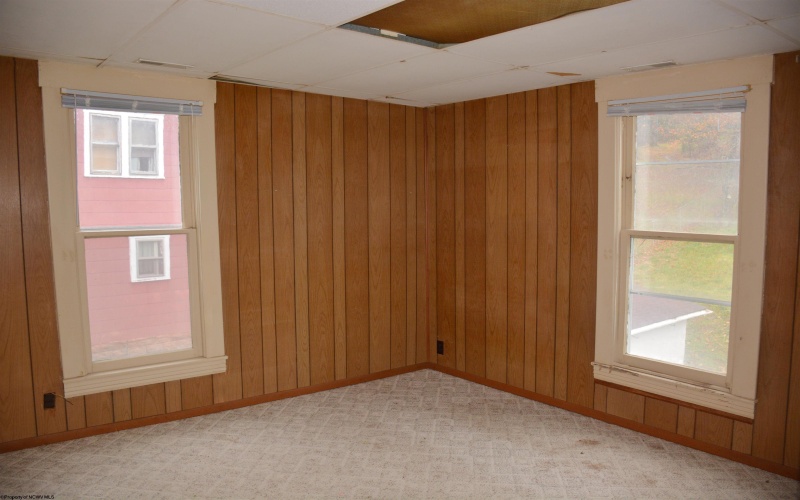 68 Terrace Avenue, Salem, West Virginia 26426, 3 Bedrooms Bedrooms, 7 Rooms Rooms,1 BathroomBathrooms,Single Family Detached,For Sale,Terrace,10162628