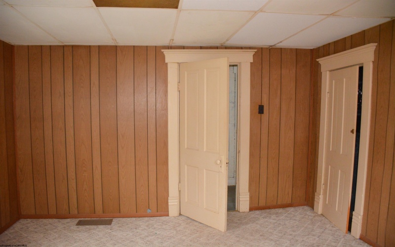 68 Terrace Avenue, Salem, West Virginia 26426, 3 Bedrooms Bedrooms, 7 Rooms Rooms,1 BathroomBathrooms,Single Family Detached,For Sale,Terrace,10162628