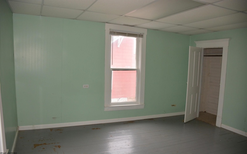 68 Terrace Avenue, Salem, West Virginia 26426, 3 Bedrooms Bedrooms, 7 Rooms Rooms,1 BathroomBathrooms,Single Family Detached,For Sale,Terrace,10162628