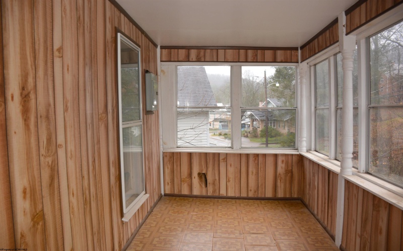 68 Terrace Avenue, Salem, West Virginia 26426, 3 Bedrooms Bedrooms, 7 Rooms Rooms,1 BathroomBathrooms,Single Family Detached,For Sale,Terrace,10162628