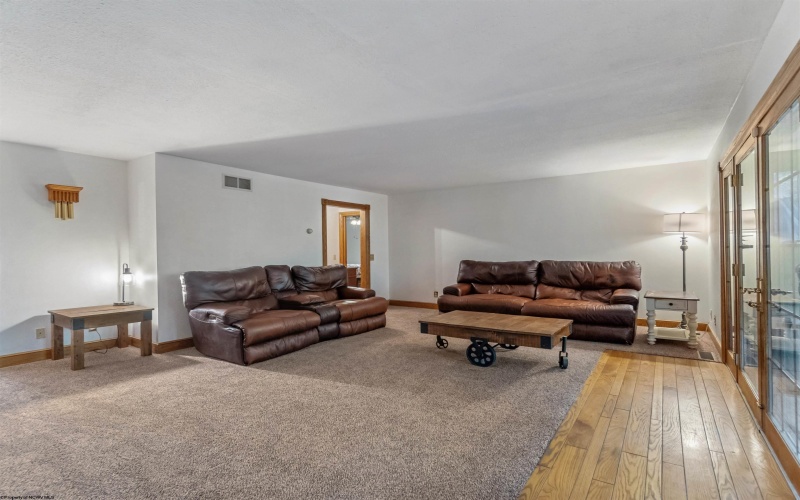 116 Valley Court, Elkins, West Virginia 26241, 5 Bedrooms Bedrooms, 11 Rooms Rooms,2 BathroomsBathrooms,Single Family Detached,For Sale,Valley,10162021