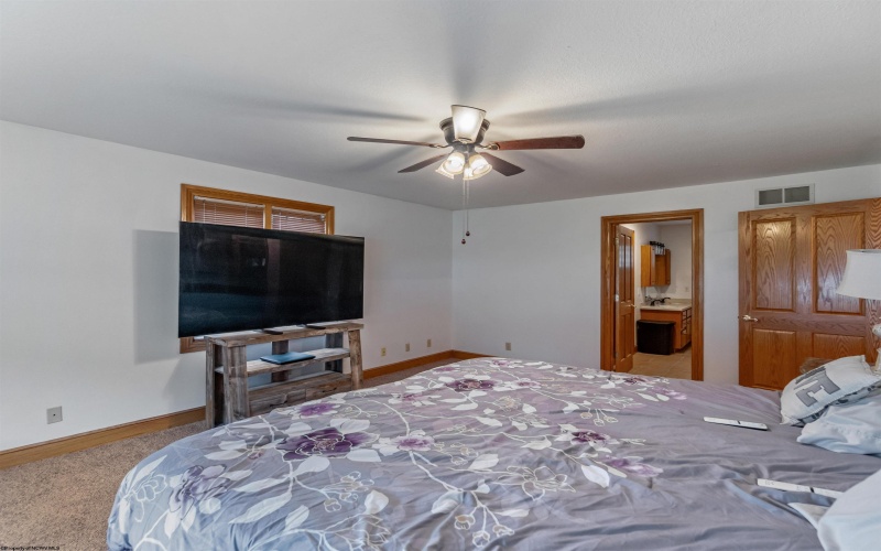 116 Valley Court, Elkins, West Virginia 26241, 5 Bedrooms Bedrooms, 11 Rooms Rooms,2 BathroomsBathrooms,Single Family Detached,For Sale,Valley,10162021