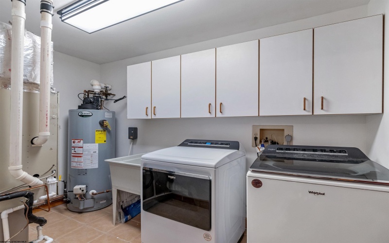 116 Valley Court, Elkins, West Virginia 26241, 5 Bedrooms Bedrooms, 11 Rooms Rooms,2 BathroomsBathrooms,Single Family Detached,For Sale,Valley,10162021