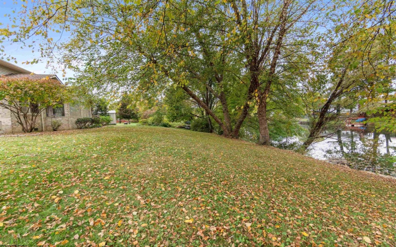 116 Valley Court, Elkins, West Virginia 26241, 5 Bedrooms Bedrooms, 11 Rooms Rooms,2 BathroomsBathrooms,Single Family Detached,For Sale,Valley,10162021