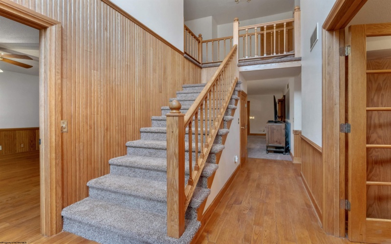 116 Valley Court, Elkins, West Virginia 26241, 5 Bedrooms Bedrooms, 11 Rooms Rooms,2 BathroomsBathrooms,Single Family Detached,For Sale,Valley,10162021