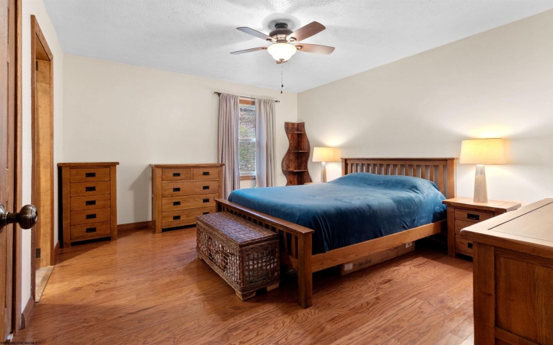 180 Union Church Hollow, Morgantown, West Virginia 26501, 3 Bedrooms Bedrooms, 6 Rooms Rooms,2 BathroomsBathrooms,Single Family Detached,For Sale,Union Church,10162422