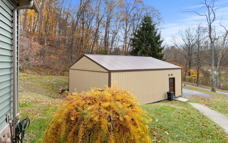 180 Union Church Hollow, Morgantown, West Virginia 26501, 3 Bedrooms Bedrooms, 6 Rooms Rooms,2 BathroomsBathrooms,Single Family Detached,For Sale,Union Church,10162422