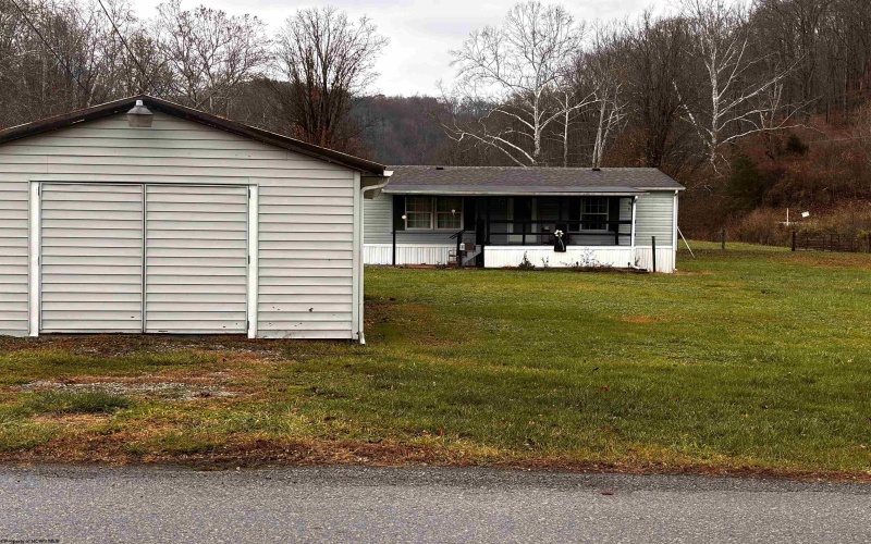 2090 Big Flint Road, Salem, West Virginia 26426, 3 Bedrooms Bedrooms, 8 Rooms Rooms,2 BathroomsBathrooms,Single Family Detached,For Sale,Big Flint,10162638