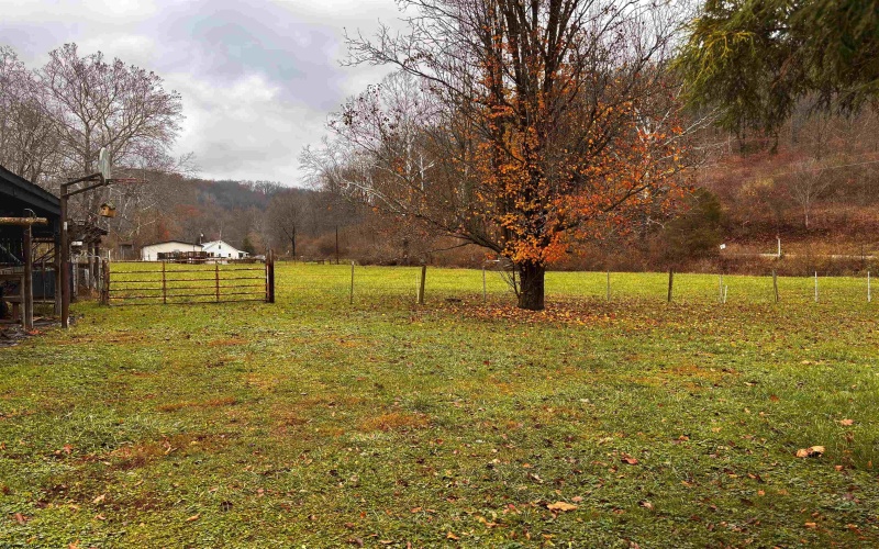 2090 Big Flint Road, Salem, West Virginia 26426, 3 Bedrooms Bedrooms, 8 Rooms Rooms,2 BathroomsBathrooms,Single Family Detached,For Sale,Big Flint,10162638