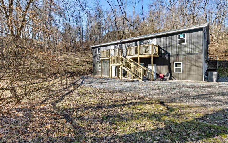 14 Kansas Street, Morgantown, West Virginia 26501, ,Multi-unit/income,For Sale,Kansas,10162647