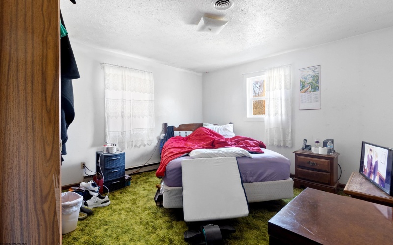 14 Kansas Street, Morgantown, West Virginia 26501, ,Multi-unit/income,For Sale,Kansas,10162647