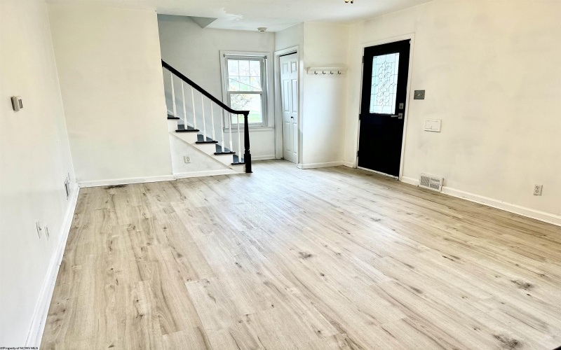 815 Duff Avenue, Clarksburg, West Virginia 26301, 3 Bedrooms Bedrooms, 6 Rooms Rooms,1 BathroomBathrooms,Single Family Detached,For Sale,Duff,10152356 815 Duff Avenue, Clarksburg, West Virginia 26301, 3 Bedrooms Bedrooms, 6 Rooms Rooms,1 BathroomBathrooms,Single Family Detached,For Sale,Duff,10152356