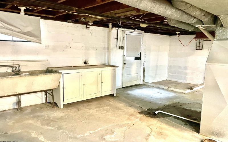 815 Duff Avenue, Clarksburg, West Virginia 26301, 3 Bedrooms Bedrooms, 6 Rooms Rooms,1 BathroomBathrooms,Single Family Detached,For Sale,Duff,10152356 815 Duff Avenue, Clarksburg, West Virginia 26301, 3 Bedrooms Bedrooms, 6 Rooms Rooms,1 BathroomBathrooms,Single Family Detached,For Sale,Duff,10152356