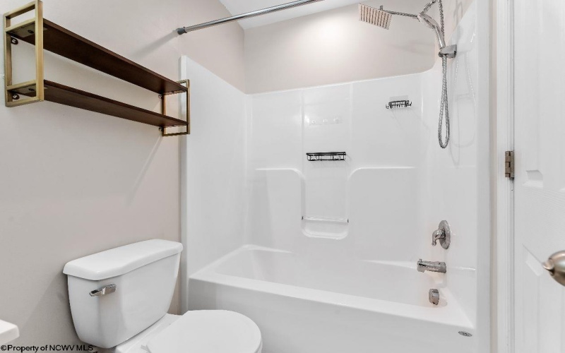 148 Hawks Run Road, Morgantown, West Virginia 26508, 2 Bedrooms Bedrooms, 5 Rooms Rooms,3 BathroomsBathrooms,Residential Rentals,For Rent,Hawks Run,10162644 148 Hawks Run Road, Morgantown, West Virginia 26508, 2 Bedrooms Bedrooms, 5 Rooms Rooms,3 BathroomsBathrooms,Residential Rentals,For Rent,Hawks Run,10162644