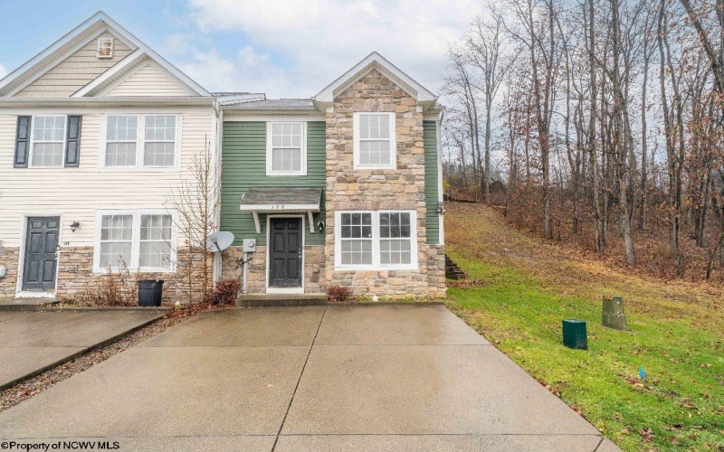 148 Hawks Run Road, Morgantown, West Virginia 26508, 2 Bedrooms Bedrooms, 5 Rooms Rooms,3 BathroomsBathrooms,Residential Rentals,For Rent,Hawks Run,10162644 148 Hawks Run Road, Morgantown, West Virginia 26508, 2 Bedrooms Bedrooms, 5 Rooms Rooms,3 BathroomsBathrooms,Residential Rentals,For Rent,Hawks Run,10162644