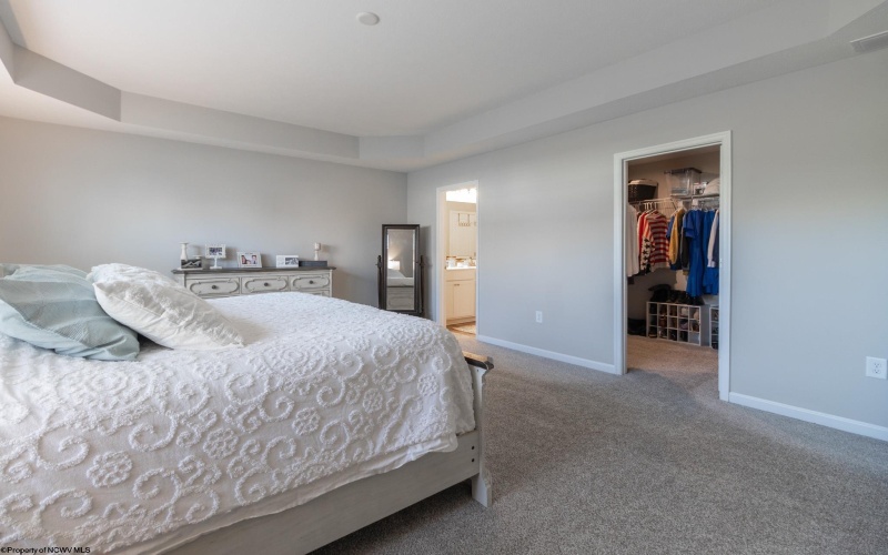 303 Lexington Circle, Bridgeport, West Virginia 26330, 4 Bedrooms Bedrooms, 10 Rooms Rooms,2 BathroomsBathrooms,Single Family Detached,For Sale,Lexington,10159803