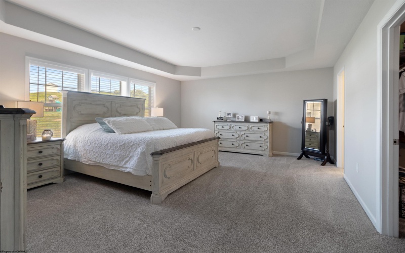 303 Lexington Circle, Bridgeport, West Virginia 26330, 4 Bedrooms Bedrooms, 10 Rooms Rooms,2 BathroomsBathrooms,Single Family Detached,For Sale,Lexington,10159803