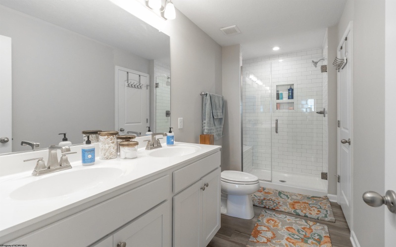 303 Lexington Circle, Bridgeport, West Virginia 26330, 4 Bedrooms Bedrooms, 10 Rooms Rooms,2 BathroomsBathrooms,Single Family Detached,For Sale,Lexington,10159803