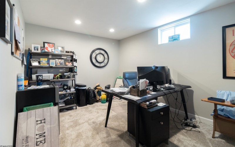 303 Lexington Circle, Bridgeport, West Virginia 26330, 4 Bedrooms Bedrooms, 10 Rooms Rooms,2 BathroomsBathrooms,Single Family Detached,For Sale,Lexington,10159803