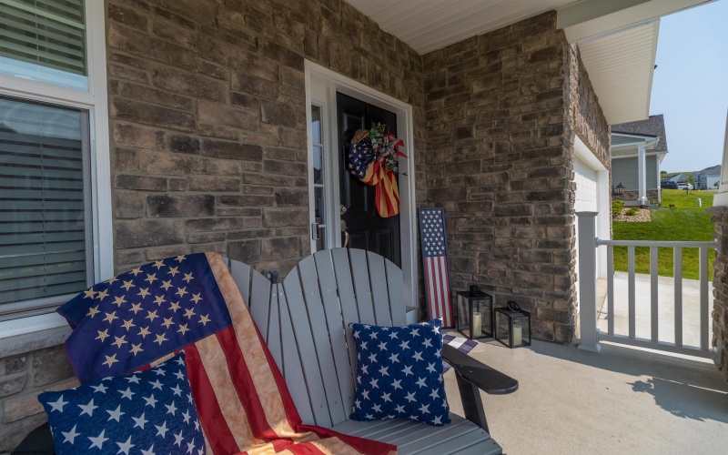 303 Lexington Circle, Bridgeport, West Virginia 26330, 4 Bedrooms Bedrooms, 10 Rooms Rooms,2 BathroomsBathrooms,Single Family Detached,For Sale,Lexington,10159803