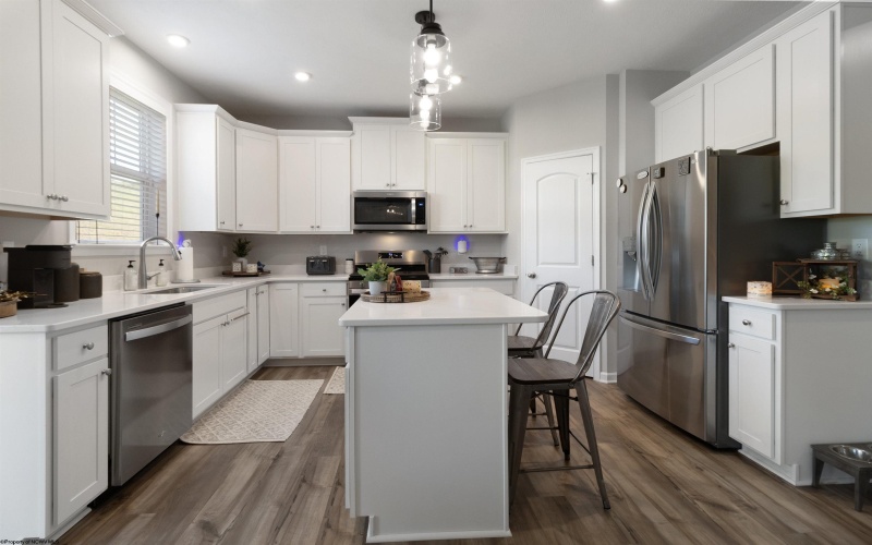 303 Lexington Circle, Bridgeport, West Virginia 26330, 4 Bedrooms Bedrooms, 10 Rooms Rooms,2 BathroomsBathrooms,Single Family Detached,For Sale,Lexington,10159803