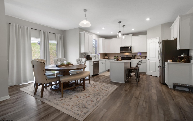 303 Lexington Circle, Bridgeport, West Virginia 26330, 4 Bedrooms Bedrooms, 10 Rooms Rooms,2 BathroomsBathrooms,Single Family Detached,For Sale,Lexington,10159803