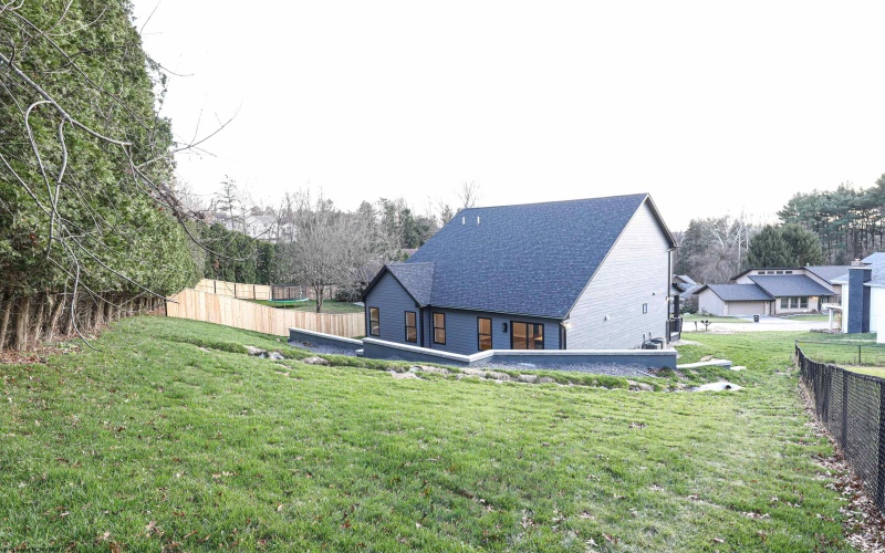 104 Crestview Drive, Morgantown, West Virginia 26508, 5 Bedrooms Bedrooms, 8 Rooms Rooms,4 BathroomsBathrooms,Single Family Detached,For Sale,Crestview,10162655 104 Crestview Drive, Morgantown, West Virginia 26508, 5 Bedrooms Bedrooms, 8 Rooms Rooms,4 BathroomsBathrooms,Single Family Detached,For Sale,Crestview,10162655