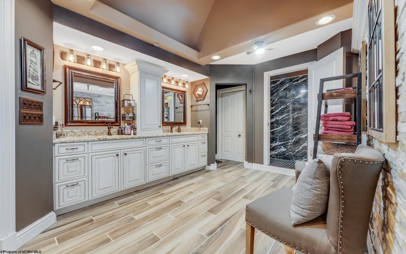 4759 Ridgetop Drive, Morgantown, West Virginia 26508, 5 Bedrooms Bedrooms, 13 Rooms Rooms,4 BathroomsBathrooms,Single Family Detached,For Sale,Ridgetop,10162654