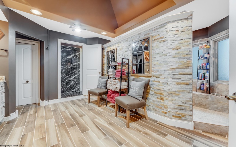 4759 Ridgetop Drive, Morgantown, West Virginia 26508, 5 Bedrooms Bedrooms, 13 Rooms Rooms,4 BathroomsBathrooms,Single Family Detached,For Sale,Ridgetop,10162654