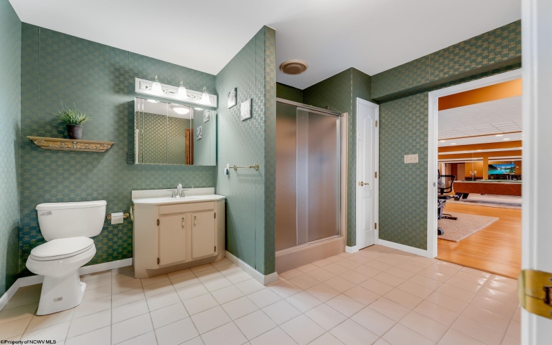 4759 Ridgetop Drive, Morgantown, West Virginia 26508, 5 Bedrooms Bedrooms, 13 Rooms Rooms,4 BathroomsBathrooms,Single Family Detached,For Sale,Ridgetop,10162654