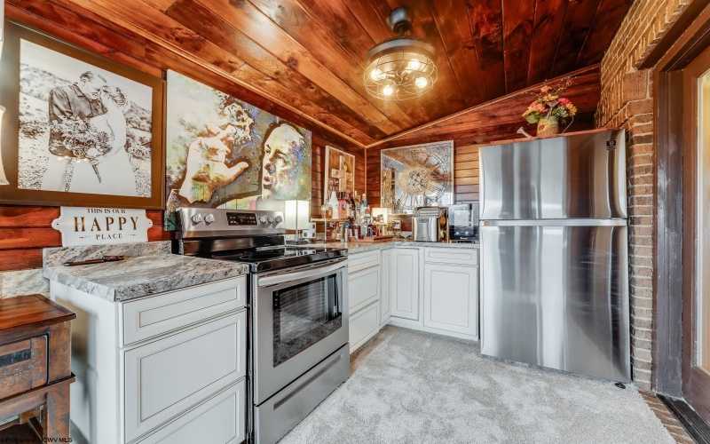 4759 Ridgetop Drive, Morgantown, West Virginia 26508, 5 Bedrooms Bedrooms, 13 Rooms Rooms,4 BathroomsBathrooms,Single Family Detached,For Sale,Ridgetop,10162654