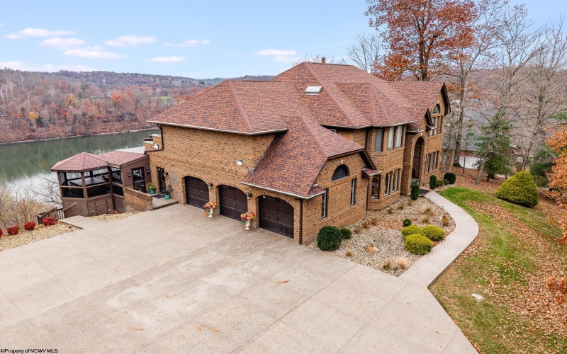 4759 Ridgetop Drive, Morgantown, West Virginia 26508, 5 Bedrooms Bedrooms, 13 Rooms Rooms,4 BathroomsBathrooms,Single Family Detached,For Sale,Ridgetop,10162654