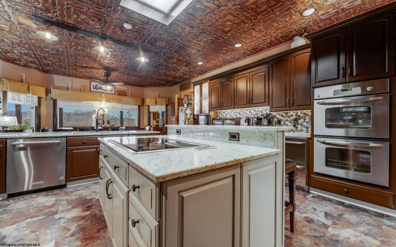 4759 Ridgetop Drive, Morgantown, West Virginia 26508, 5 Bedrooms Bedrooms, 13 Rooms Rooms,4 BathroomsBathrooms,Single Family Detached,For Sale,Ridgetop,10162654