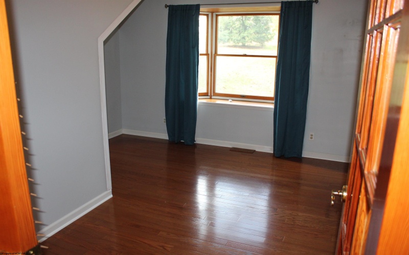 1912 Bunner Ridge Road, Fairmont, West Virginia 26554, 3 Bedrooms Bedrooms, 7 Rooms Rooms,2 BathroomsBathrooms,Single Family Detached,For Sale,Bunner Ridge,10162652 1912 Bunner Ridge Road, Fairmont, West Virginia 26554, 3 Bedrooms Bedrooms, 7 Rooms Rooms,2 BathroomsBathrooms,Single Family Detached,For Sale,Bunner Ridge,10162652