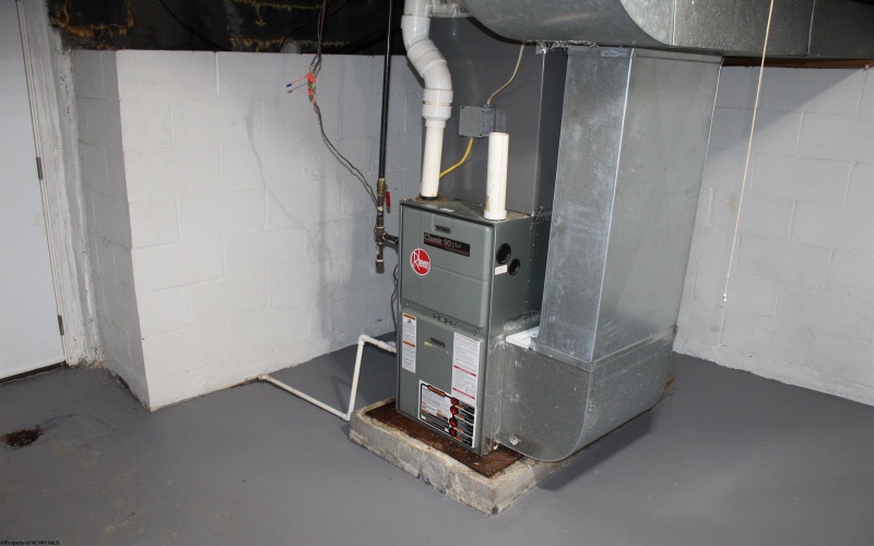 1912 Bunner Ridge Road, Fairmont, West Virginia 26554, 3 Bedrooms Bedrooms, 7 Rooms Rooms,2 BathroomsBathrooms,Single Family Detached,For Sale,Bunner Ridge,10162652 1912 Bunner Ridge Road, Fairmont, West Virginia 26554, 3 Bedrooms Bedrooms, 7 Rooms Rooms,2 BathroomsBathrooms,Single Family Detached,For Sale,Bunner Ridge,10162652