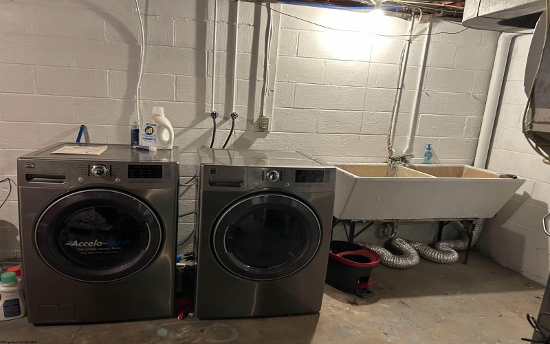 1113 Sunset Drive, Fairmont, West Virginia 26554, 3 Bedrooms Bedrooms, 6 Rooms Rooms,1 BathroomBathrooms,Single Family Detached,For Sale,Sunset,10162640